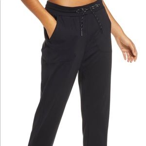 Zella Live in Joggers